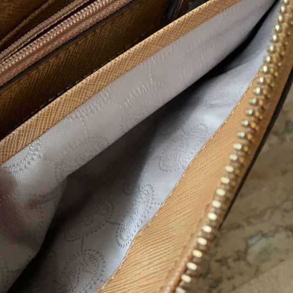 Michael Kors Camel Leather Wallet - Picture 5 of 6